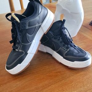 Nike womens shoes size 9